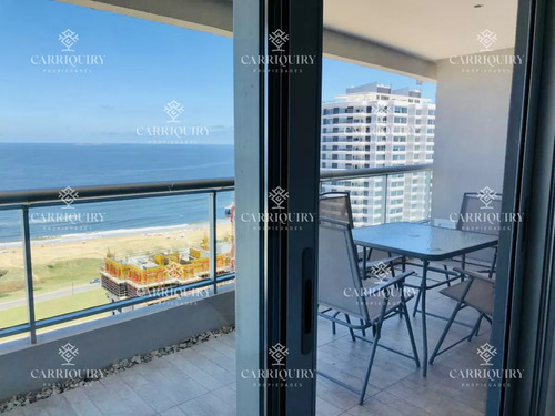 Alquiler Temporario De Apartamento De Dos Dormitorios Con Parrillero De Uso Exclusivo En Torre Premium, Playa Brava