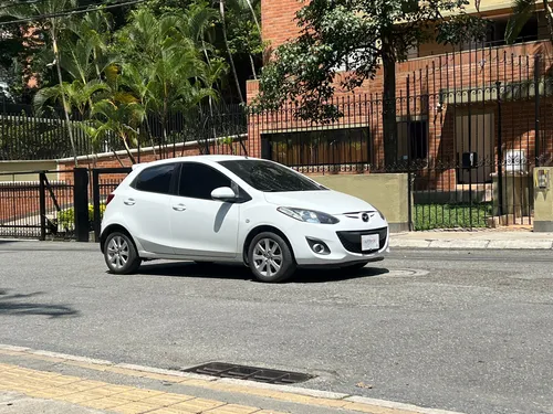 Mazda 2 1.5 15hm1c