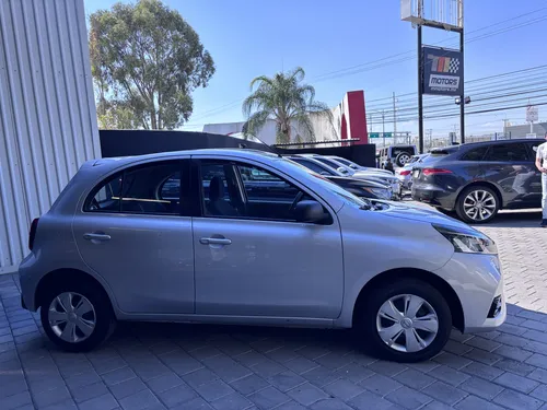 Nissan March 1.6 Sense At