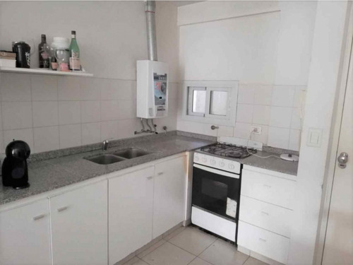 Imagen 3 de 8 de Venta De Departamento 1 Dormitorio Con Balcón En Barrio Cofico