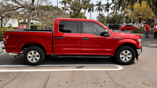 Ford Lobo 5.0l Doble Cabina Xlt V8 4x2 At