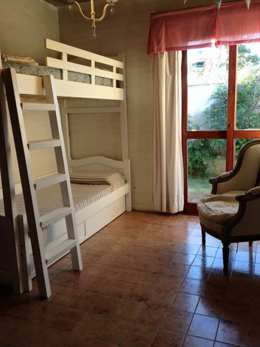 Cómoda Casa En La Paloma Para 6 Personas A 7 Cuadras De Playa El Cabito Y Los Botes
