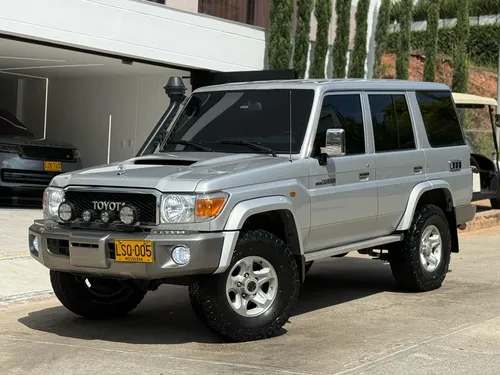 Toyota Land Cruiser Vdj76 Lx 2022 Diesel V8 Blindada
