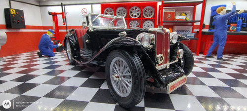 Mg Tc Midget 1947 Road Signature Escala 1 18 Negro (Usado)