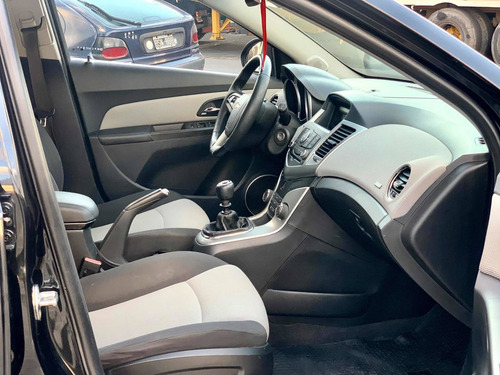 Imagen 10 de 15 de Chevrolet Cruze