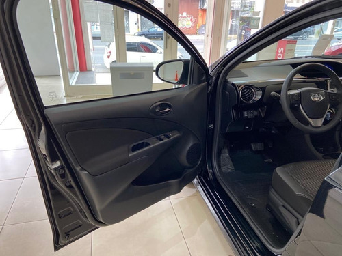 Imagen 7 de 17 de Toyota Etios Xls Pack A/t 5p My 2022 Reserva De Cupo Mr