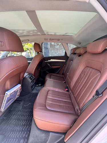 Audi Q5 2.0 L T Elite Dsg