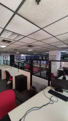 Alquiler De Oficina. La Urbina