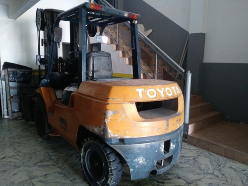 Toyota Autoelevador 4.5t Diesel 2005