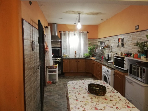 Vivienda O Reciclaje Casa Pu En Terreno De 300 Mts.