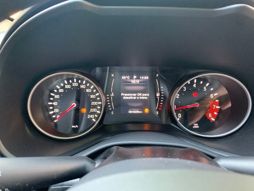 Fiat Toro 1.8 16v Freedom Flex 4x2 Aut. 4p
