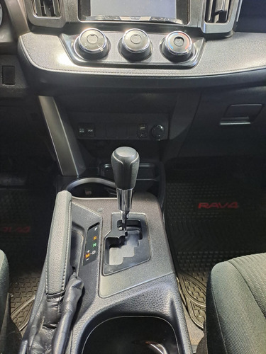 Toyota RAV4 Std 4x2 722cl0
