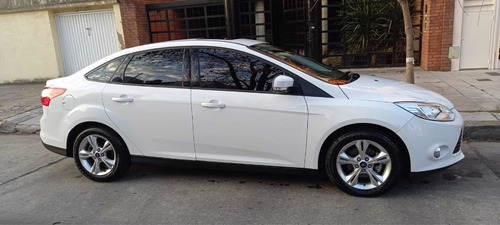 Imagen 5 de 8 de Ford Focus 2015 2.0 Se Plus Mt