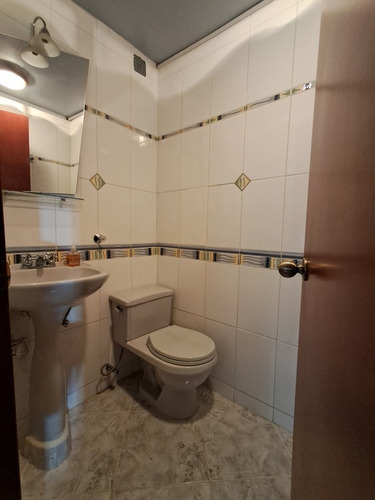 Vende Casa Urbanización Los Sauces. V.l.