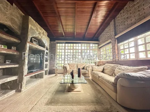 Casas En Venta Mls #25-9502