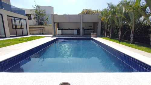 Alphaville 02 | Casa Alto Padrão | Nova | Residencial 02 | 5 Suítes | Venda - Cnc1187-2