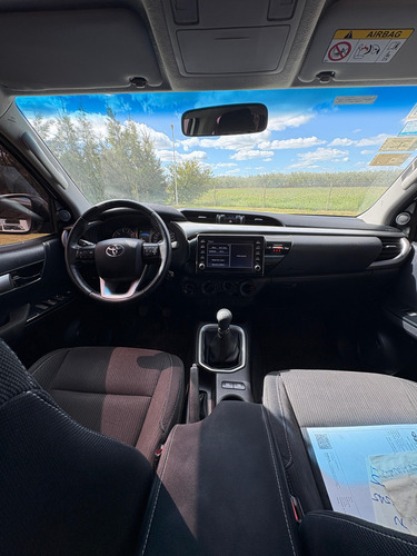 (merc) Toyota Hilux Pick-up 2.8 Cd Sr 204cv 4x4