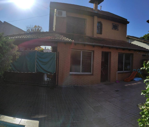 Imagen 10 de 17 de Casa 4 Ambientes Con Pileta Patio Y Cochera