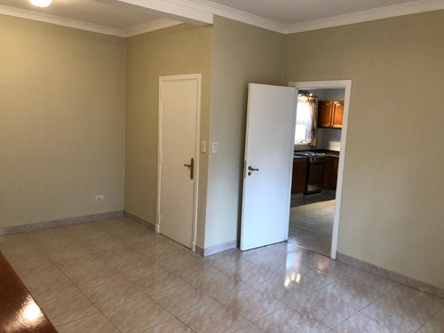 Imagen 2 de 13 de Departamento En Venta En Macrocentro
