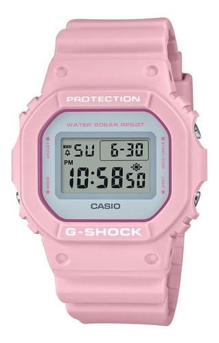 Reloj pulsera digital Casio DW5600 con correa de resina color rosa claro - fondo gris - bisel rosa claro/blanco