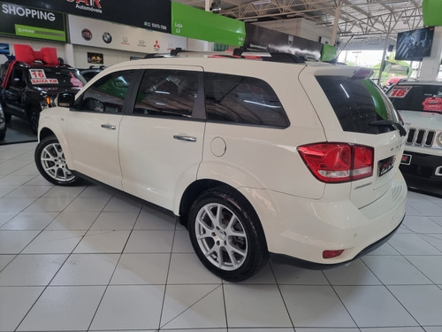 Imagem 4 de 9 de Dodge Journey Rt Top 7 Lugs Teto Solar Int Terracota 2013 Ud