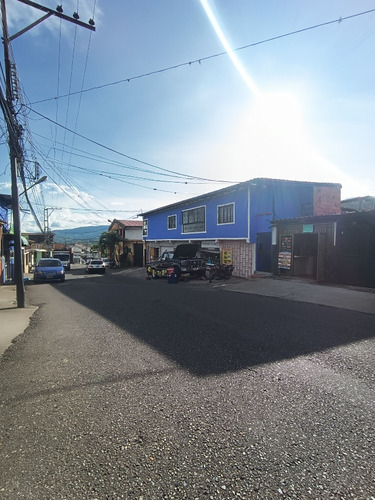 Local Alquiler Comercial En Calle Arjona Db