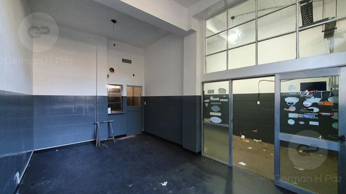 Imagen 4 de 12 de Local/galpon De 200m2 En Pb