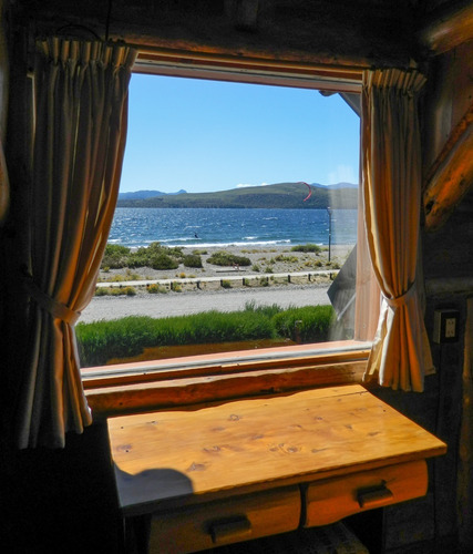 Alquiler Casa En Bariloche Sobre Costa Del Lago - Bariloche - Dina Huapi