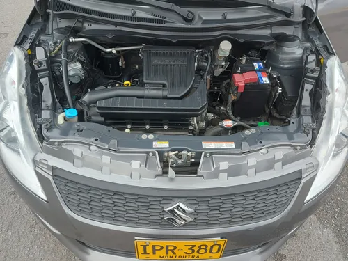 Suzuki Swift 1.2 Hatchback Versión Full Equipo