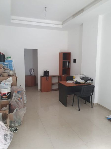 Imagen 3 de 5 de Venta De Local, La Plata