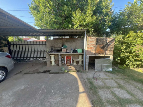 Venta 2 Casas De 2 Y 3 Dorm Patio Matienzo