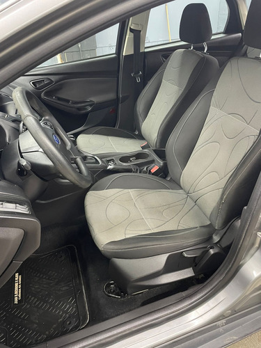 Ford Focus 1.6 Chocado