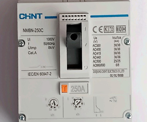 Interruptor Termomagnético Nm8n- 250c 250 A. 3p Marca Chint