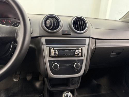 Volkswagen Gol 1.0 MI 8V FLEX 4P MANUAL G.IV