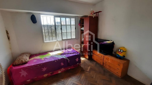 Venta Casa P.h. 4 Ambientes En El Palomar.
