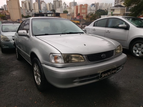 Toyota Corolla Xei 1.8 2001 (aut)