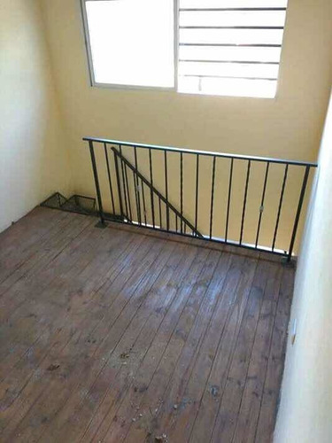 Imagen 8 de 30 de Casa Más 2 Departamentos Al Frente Con Cochera Escritura Cerca Acceso Oeste Permuta