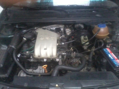 Golf 2.0_mi_1997_glx_4 Portas_vw_gasolina_completo_bonito