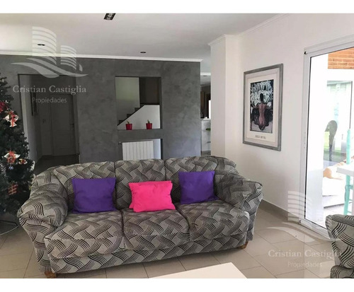 Casa - Venta - 5 Ambientes - Valle Claro - Benavidez - Tigre
