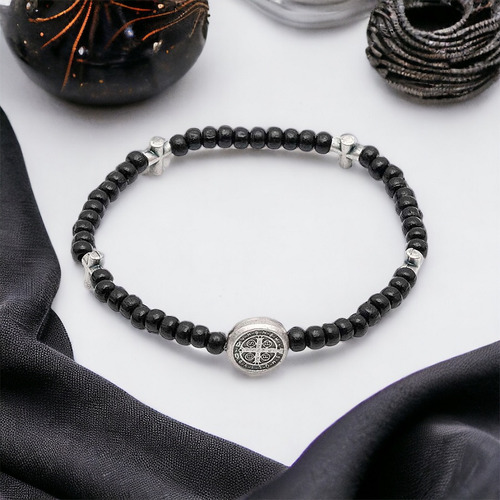 Pulseira Mini Terço Medalha De São Bento Preta Comprimento 6 Cm Diâmetro 6 Cm