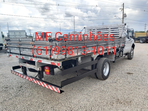 Ford F-4000 Ano:2019 Carroceria Completa