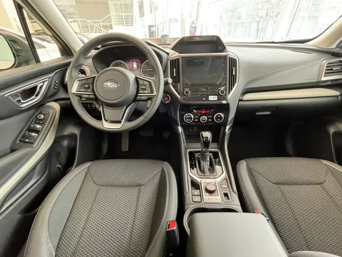 Subaru Forester 2.5 Premium Plus Awd Cvt