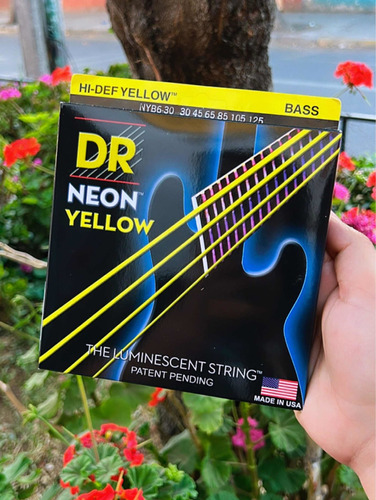 Cuerdas Para Bajo Dr Neon Amarillo 45-125 5 Cuerdas