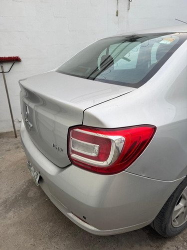 Renault Logan 1.6 Dynamique Mt