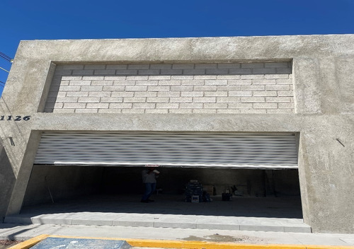 Imagen 4 de 7 de Locales Comerciales Sobre Blvd. Delta