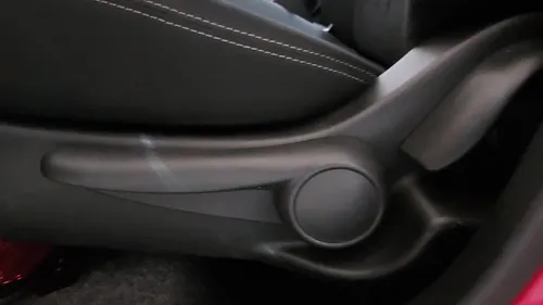 Nissan March 1.6 Advance