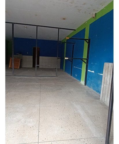 Local En La Av. Sucre - Guanare Al21-112as-oviz