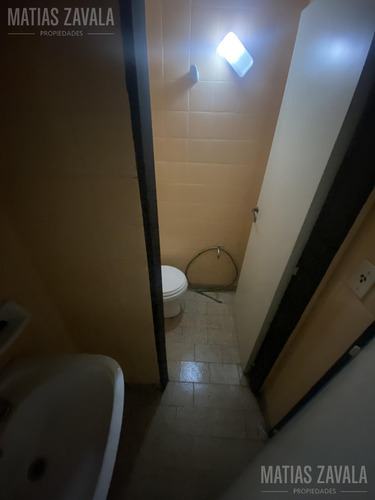 Venta C/ Renta De Excelente Local Sobre Av Beiro En Villa Devoto