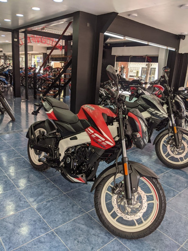 Imagen 4 de 16 de Bajaj Rouser Ns 200