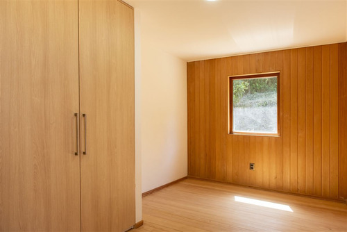 Rilan - Tey, Estupenda Casa En Venta De 6 Dorm. Castro